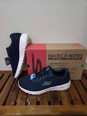 Skechers Women'sSlip-insGO WALK JOY Athletic Walking Sneakers Size 10w NEW